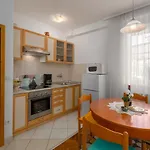 With Parking Space - 2216 Apartman Porec