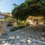 Apartman With Parking Space - 2216 *