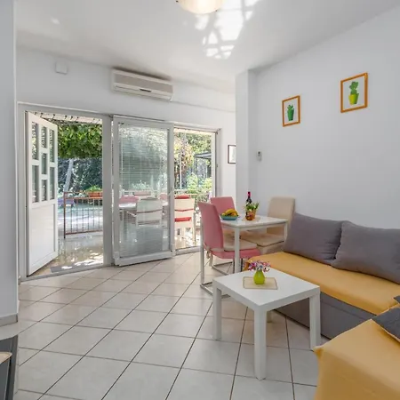 With Parking Space - 2216 Daire *