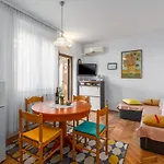 Apartment With Parking Space - 2216