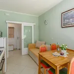 Apartment With Parking Space - 2216 Porec