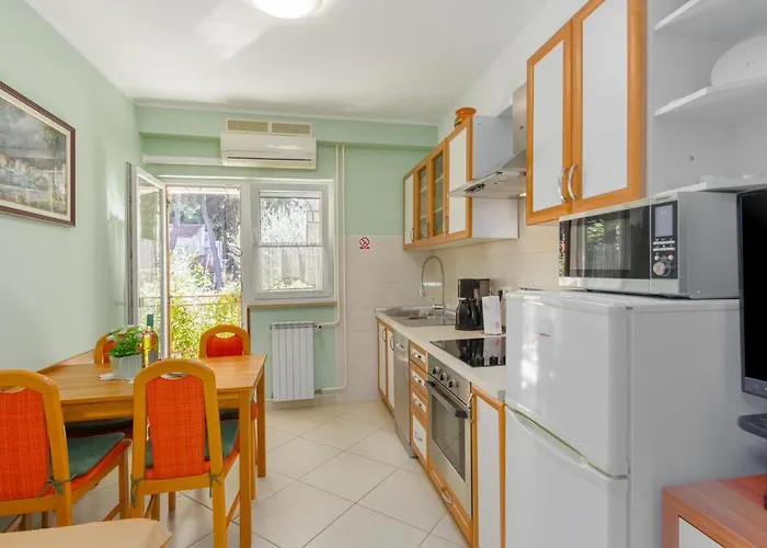 Daire With Parking Space - 2216 Poreč