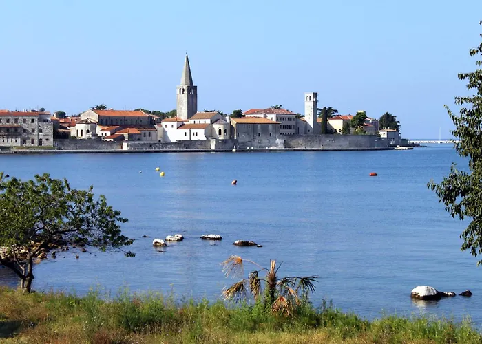 With Parking Space - 2216 Daire Poreč