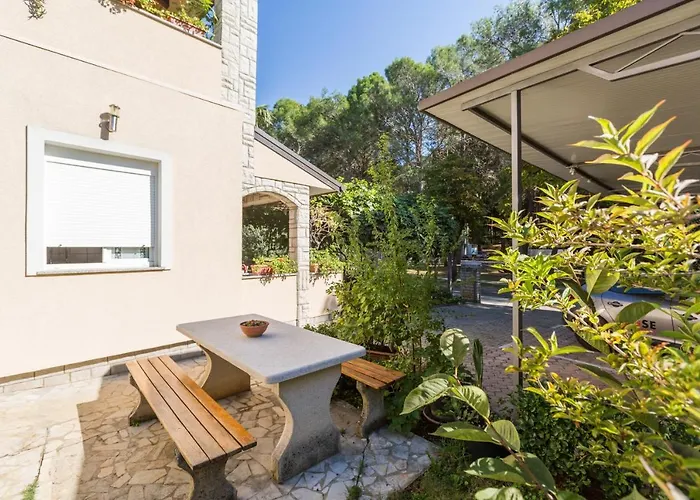 With Parking Space - 2216 * Πόρετς