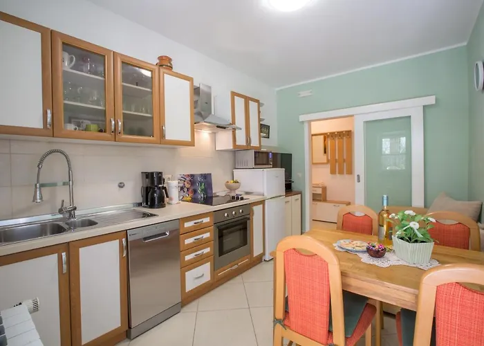 With Parking Space - 2216 Διαμέρισμα *